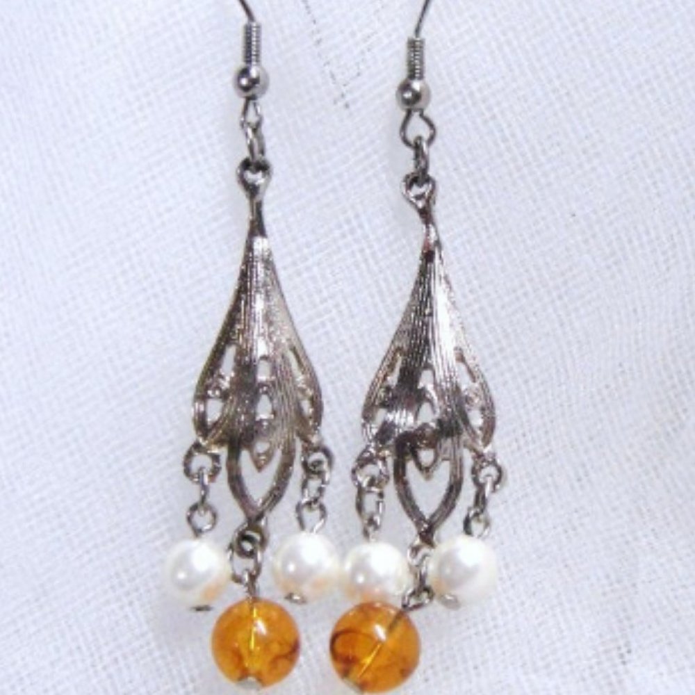 Vintage Silver tone honey colored Pearl Drop Beaded Earrings